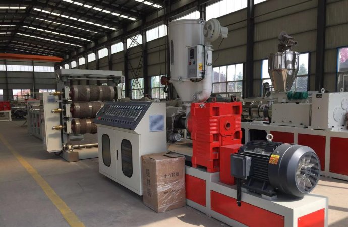 PVC Soft Door Curtain Extrusion Machine